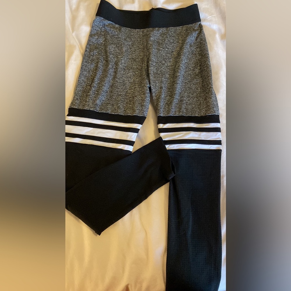 Bombshell Sportswear Leggings size S